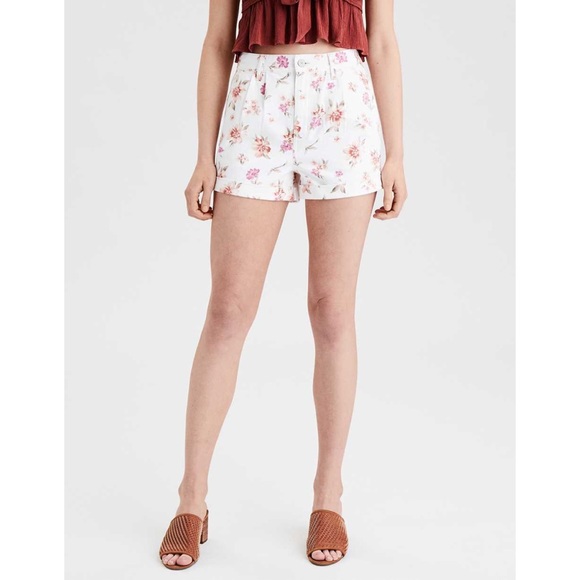 American Eagle Floral High Rise Mom Short